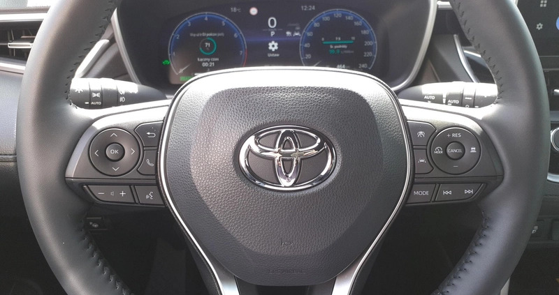 Toyota Corolla Cross cena 175900 przebieg: 6699, rok produkcji 2022 z Morąg małe 407